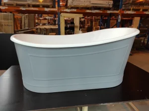 Акриловая ванна BelBagno BB32-CF36